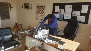 BİLGİSAYAR ONARMAYI &Ouml;ĞRENİYORLAR