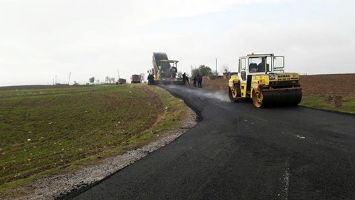 2,7 Km&rsquo;lik Yola Asfalt&hellip;