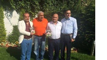 HAYRİ BABA, G&Uuml;LMEZ&rsquo;İ ZİYARET ETTİ