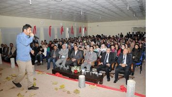 YAHYA KEMAL&rsquo;DE ŞİİR Ş&Ouml;LENİ&hellip;