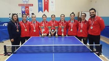 TENİS&Ccedil;İLERİMİZ FİNALDE