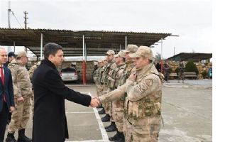 VALİ&rsquo;DEN JANDARMA ZİYARETİ