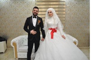 HIN&Ccedil; AİLESİNİN MUTLU G&Uuml;N&Uuml;