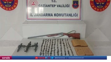 425 sikke, tabanca ve kitap ele ge&ccedil;irildi