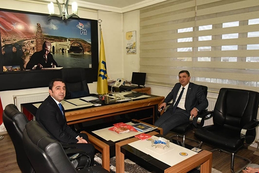 PTT&rsquo;YE VALİ ZİYARETİ