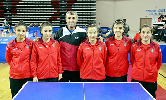 Ş&Uuml;KRAN, SENA VE HACER İSTANBUL YOLCUSU&hellip;
