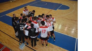 HENTBOL TAKIMI AVRUPA&rsquo;YA KİLİTLENDİ