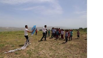 K&Ouml;Y OKULU &Ouml;ĞRENCİLERİ, DRONE YAPTI