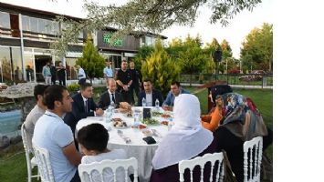 VALİ, İFTAR İ&Ccedil;İN BEŞİRİ&rsquo;DEYDİ