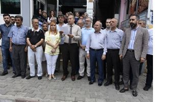 AK PARTİ&rsquo;DEN M&Uuml;RSİ A&Ccedil;IKLAMASI