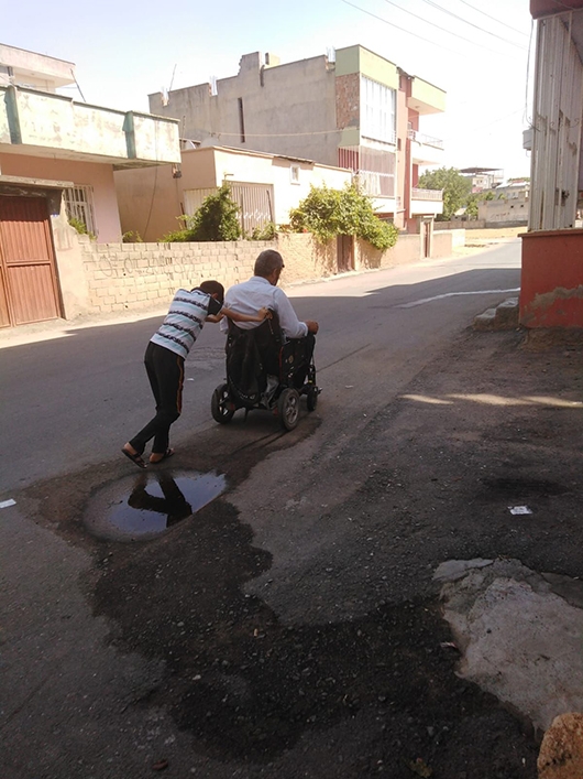 TEK İSTEĞİ, AK&Uuml;L&Uuml; ARA&Ccedil;