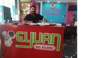 PA&Ccedil;ADA EYVAN FARKI