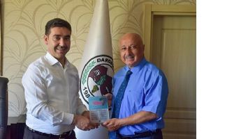 REKT&Ouml;R, MARDİN İL&Ccedil;E BELEDİYELERİNİ GEZDİ