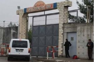 CEZAEVİNDE &Ouml;LD&Uuml;!