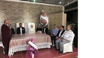 DUALARLA EVLENDİLER