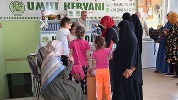 350 &Ouml;ĞRENCİYE KIRTASİYE DESTEĞİ