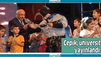 BATMAN KOST&Uuml;M&Uuml;YLE SAHNE ALDI