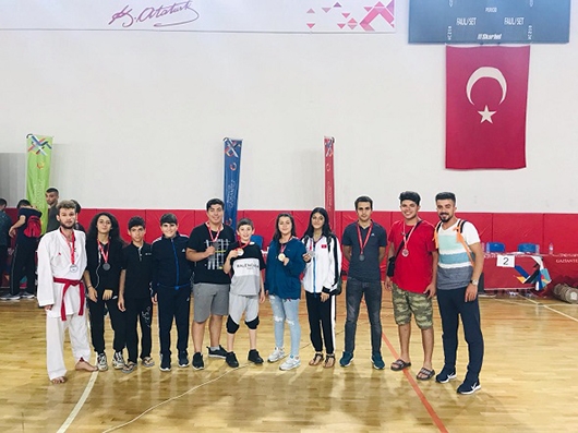 GAZİANTEP&rsquo;TE BATMAN R&Uuml;ZGARI ESTİ
