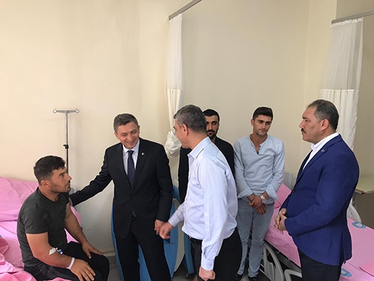 VALİ, YARALILARI ZİYARET ETTİ