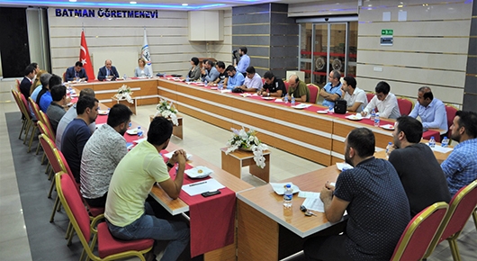 &Ouml;ĞRETMEN BULUŞMALARININ İLKİ