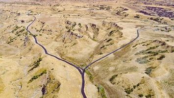 &Ouml;ZEL İDAREDEN BETON YOL