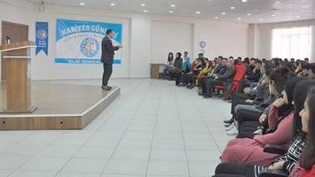 EVİZ&rsquo;DEN KARİYER SEMİNERİ