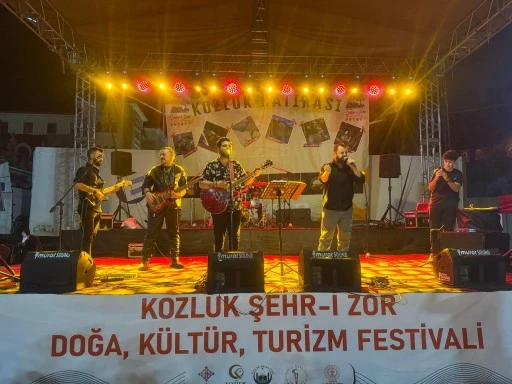 4XBAND, Kozluk&rsquo;u coşturdu