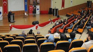 &Uuml;NİVERSİTE, ATAT&Uuml;RK&rsquo;&Uuml; ANDI