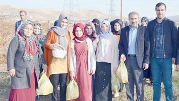GERC&Uuml;Ş &Uuml;Z&Uuml;M&Uuml;YLE İLK FESTİVAL