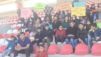 &Ouml;ZEL &Ccedil;OCUKLAR, PETROLSPOR&rsquo;U İZLEDİ