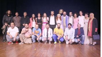 SHAKESPEARE&rsquo;İN OYUNU BATMAN&rsquo;DA İZLENDİ