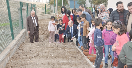 İMZALAR, YEŞİL BİR BATMAN İ&Ccedil;İN...