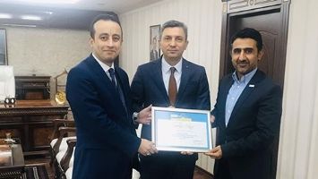 VALİ&rsquo;YE GELARD&rsquo;TAN ZİYARETİ