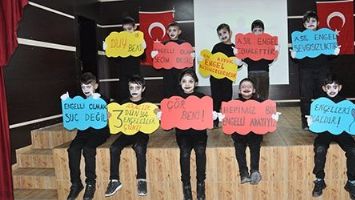 &Ouml;ZEL &Ccedil;OCUKLAR ŞOV YAPTI