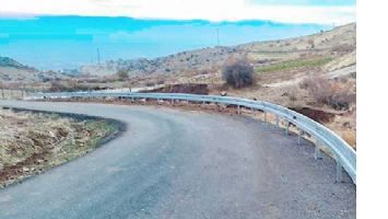 K&Ouml;Y YOLU, &Ccedil;ELİK BARİYERLE TANIŞTI