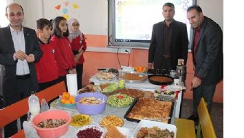 ANNE YEMEKLERİYLE YERLİ MALI
