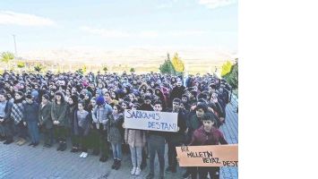 LİSE &Ouml;ĞRENCİLERİ SARIKAMIŞ ŞEHİTLERİ İ&Ccedil;İN Y&Uuml;R&Uuml;D&Uuml;
