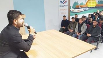 SIRLAN, TECR&Uuml;BELERİNİ PAYLAŞTI