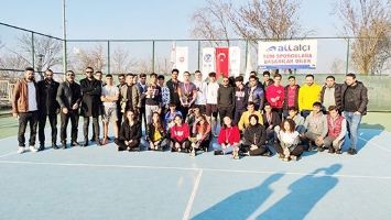 TENİS&Ccedil;İLERİMİZ MERSİN YOLCUSU