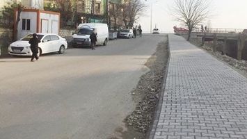 DARALAN YOL ARA&Ccedil;LARI ZORLUYOR