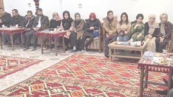 &Ouml;ZDEMİR, GEN&Ccedil;LERE MİSAFİR OLDU