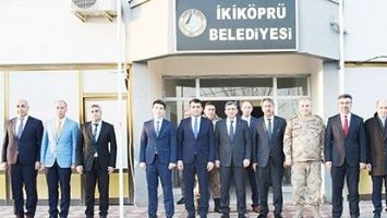 VALİ, İKİK&Ouml;PR&Uuml;&rsquo;DEN BRİFİNG ALDI