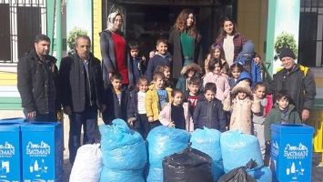 MAVİ KAPAĞA MİNİK DESTEK
