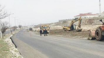 &Ccedil;&Ouml;KEN YOLA ACİL M&Uuml;DAHALE