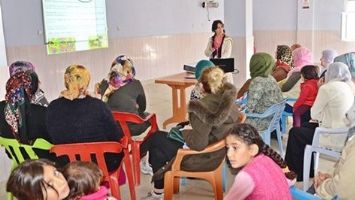 KADIN &Ccedil;İFT&Ccedil;İLERE B&Ouml;Ğ&Uuml;RTLEN SEMİNERİ