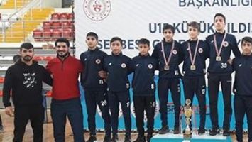 G&Uuml;REŞ&Ccedil;İLERİMİZ T&Uuml;RKİYE ŞAMPİYONU