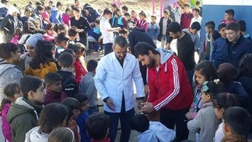 200 &Ouml;ĞRENCİYE &Uuml;CRETSİZ TIRAŞ