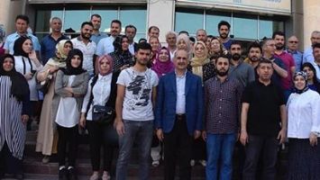 USTA &Ouml;ĞRETİCİLER MAĞDUR