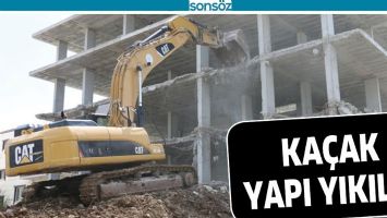 BATMAN'DA KA&Ccedil;AK YAPI YIKILDI