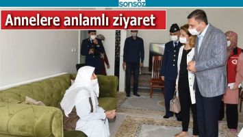 ANNELERE ANLAMLI ZİYARET